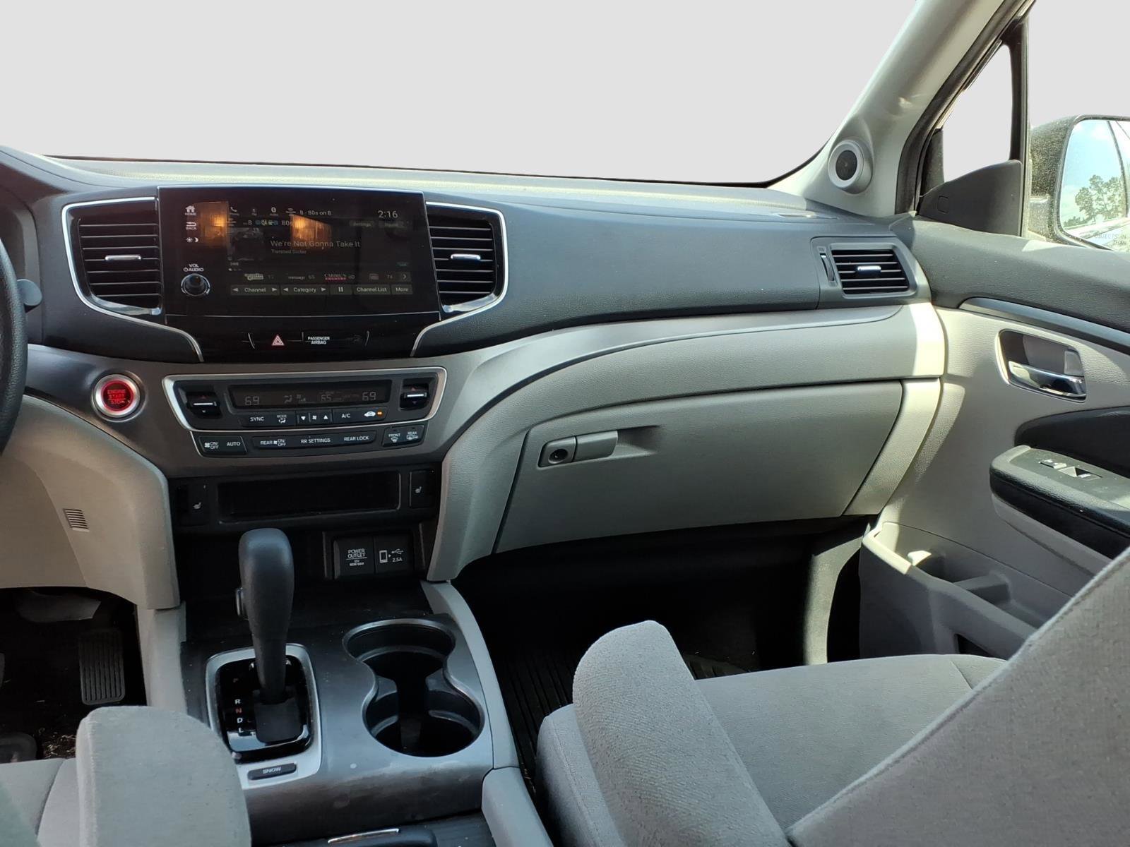 Used 2019 Honda Pilot EX image 12