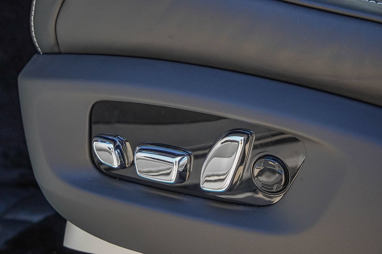 New 2026 Rolls-Royce Cullinan AWD/4WD image 35