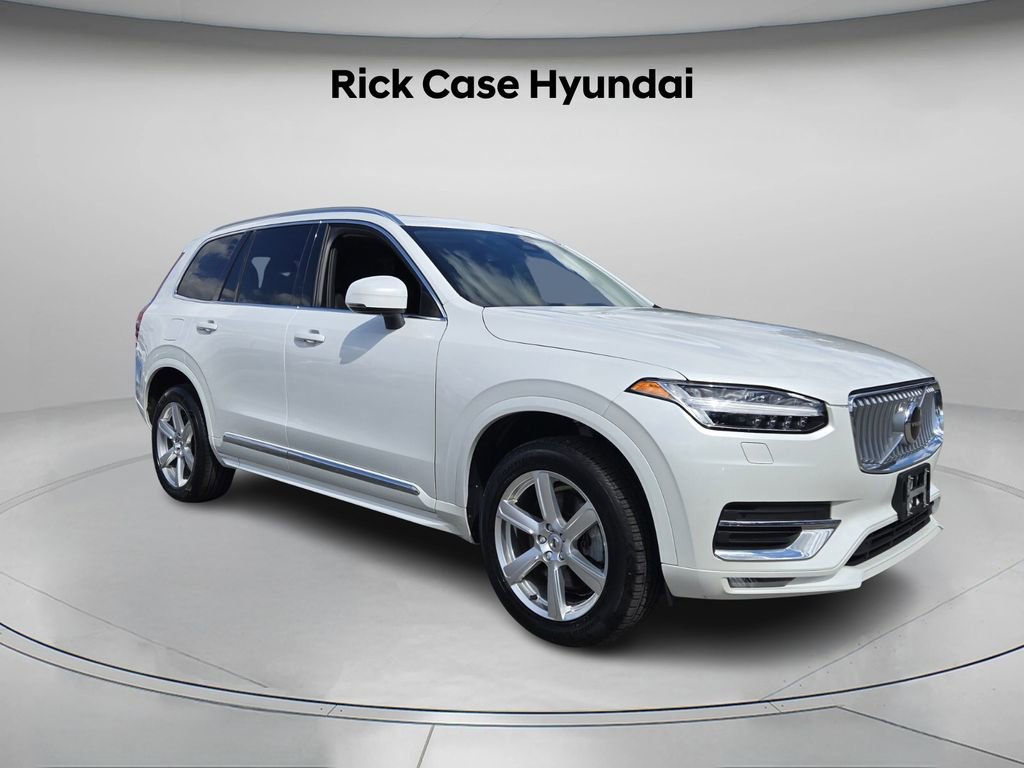 Used 2024 Volvo XC90 B5 Core image 9