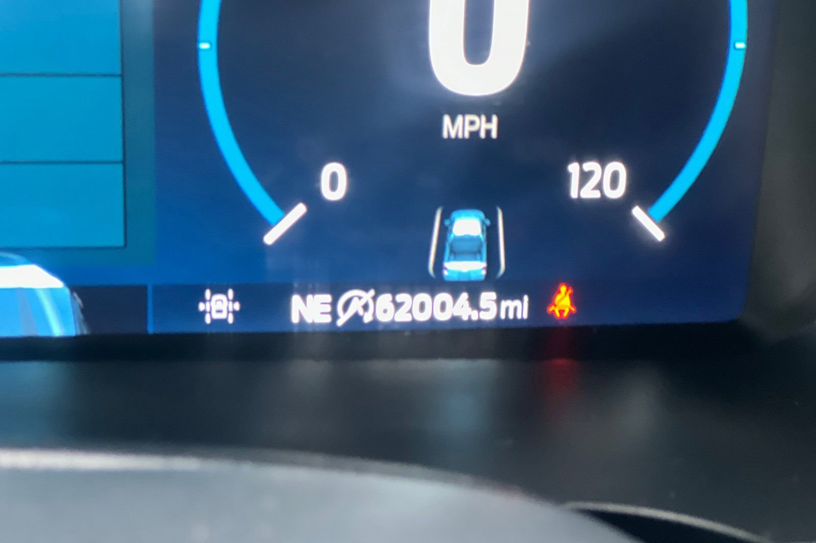 Used 2023 Ford F150 Lariat w/ Trailer Tow Package image 22