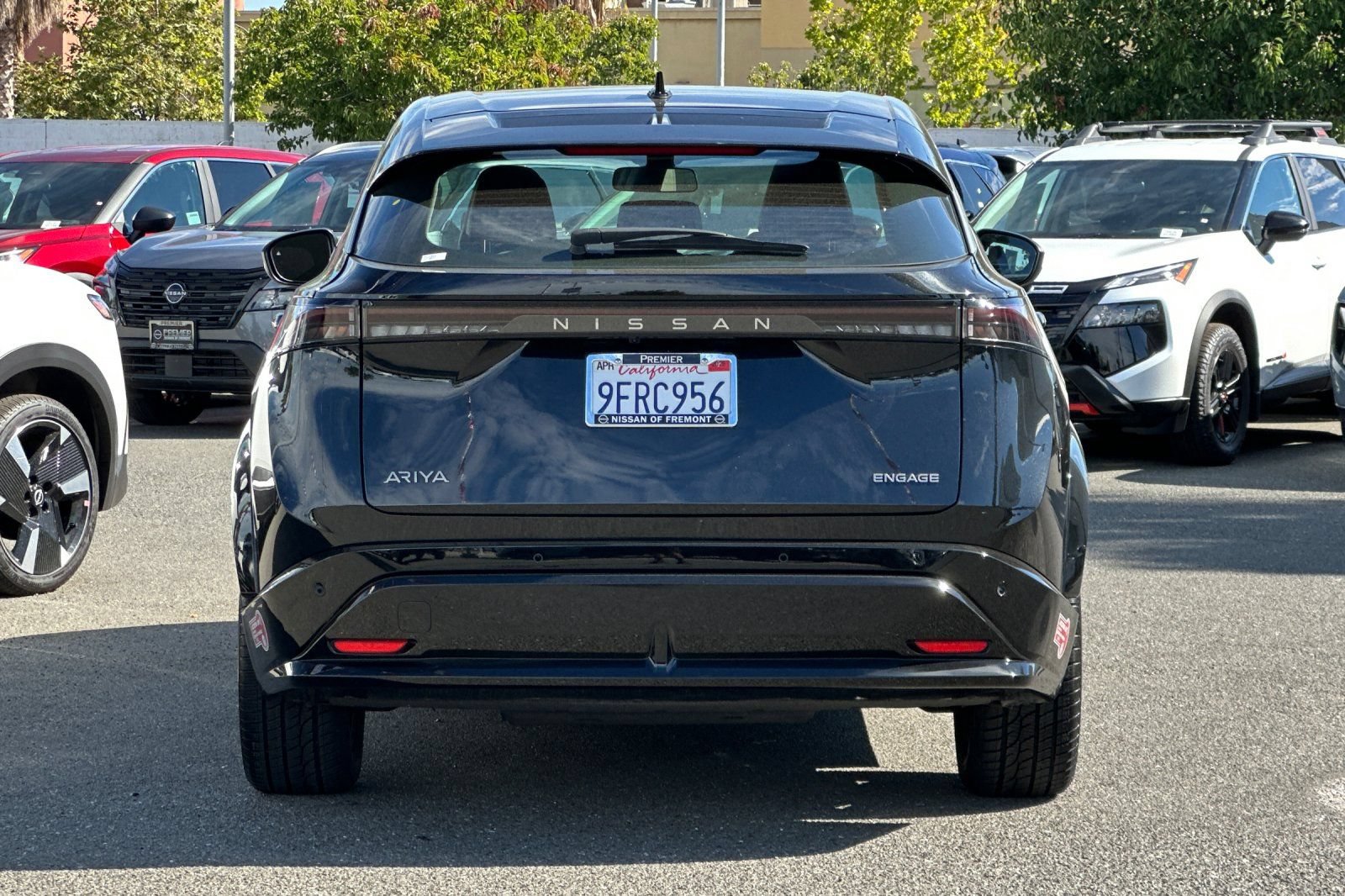 Certified 2023 Nissan Ariya FWD image 5