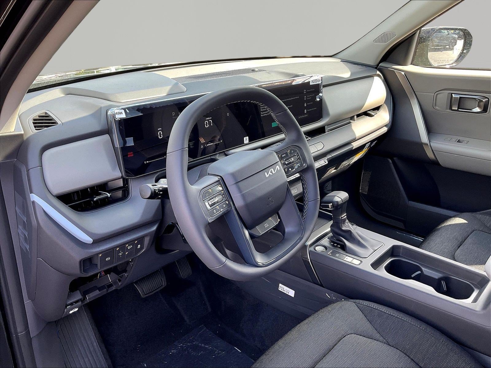 New 2027 Kia Seltos S FWD image 16