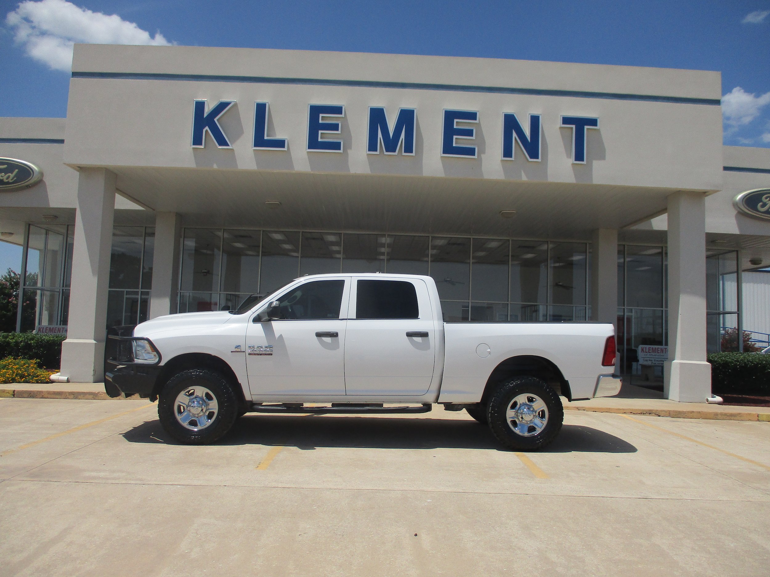 Used 2018 RAM 2500 Tradesman w/ Chrome Appearance Group AWD/4WD video 1
