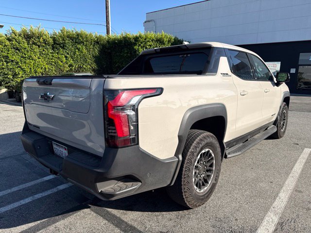 Used 2026 Chevrolet Silverado EV Trail Boss w/ Premium Package AWD/4WD image 4