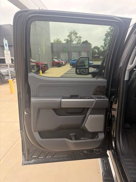 New 2026 Ford F350 Lariat w/ Lariat Premium Package AWD/4WD image 23
