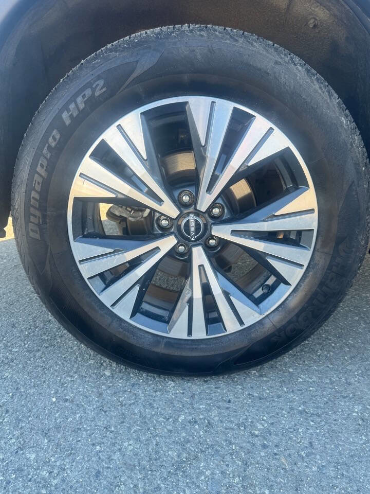 Used 2023 Nissan Rogue SV image 20