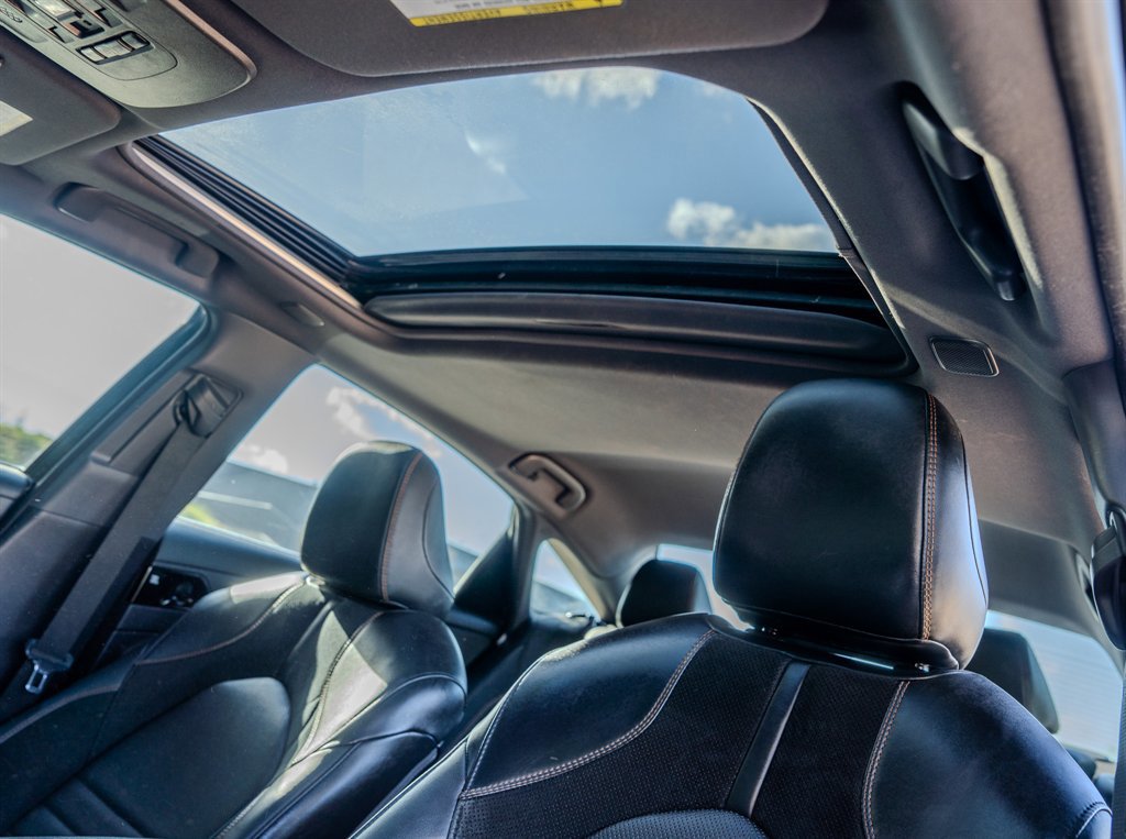 Used 2019 Toyota Avalon XSE FWD image 28