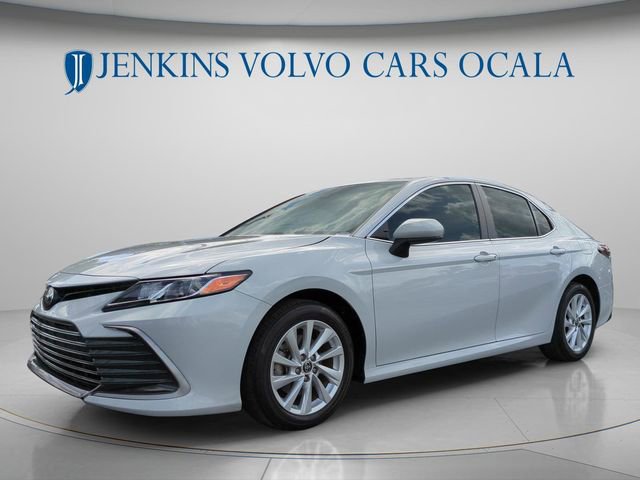 Used 2024 Toyota Camry LE image 7
