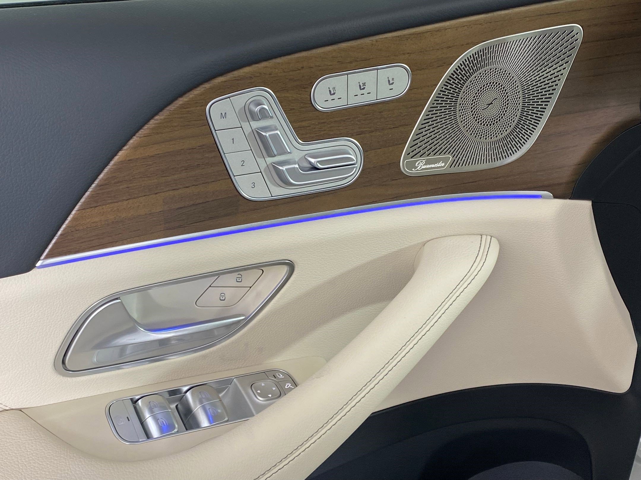 New 2025 Mercedes-Benz GLS 450 4MATIC image 23