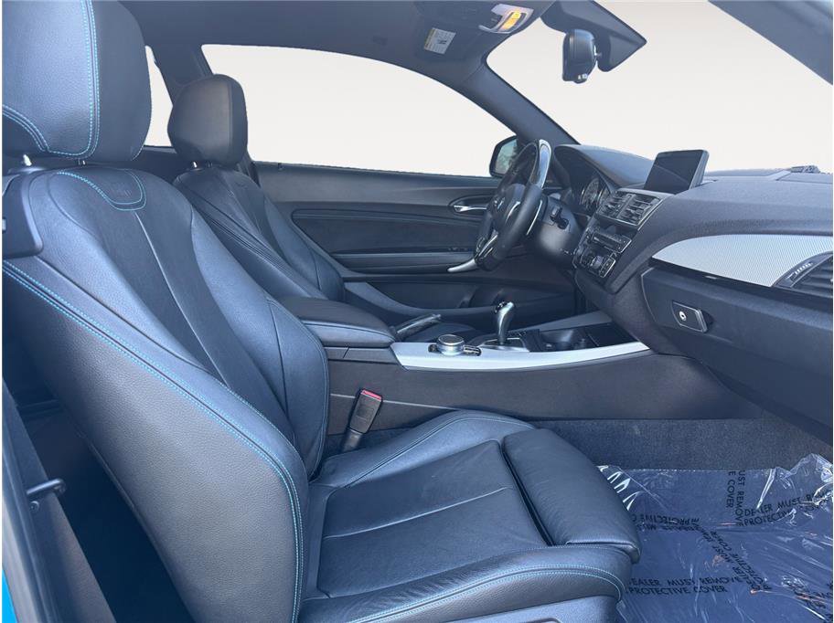 Used 2017 BMW M2 RWD image 15