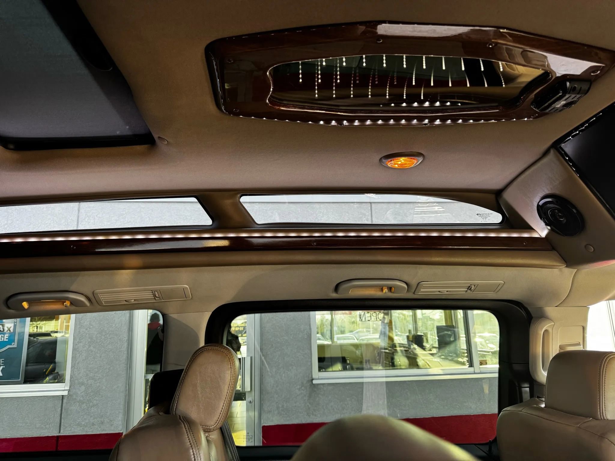 Used 2017 Mercedes-Benz Metris Passenger image 48