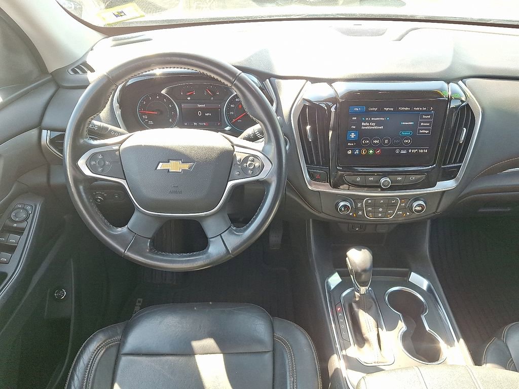 Used 2021 Chevrolet Traverse LT w/ LPO, Blackout Package AWD/4WD image 13