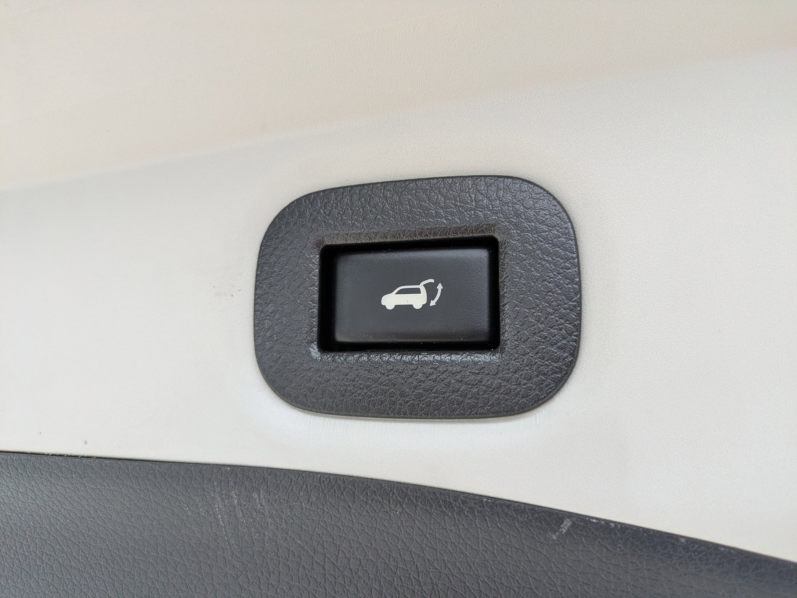Used 2019 Nissan Rogue SV AWD/4WD image 18