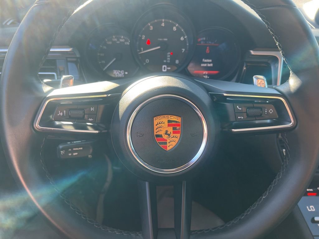 Used 2022 Porsche Macan Base image 57