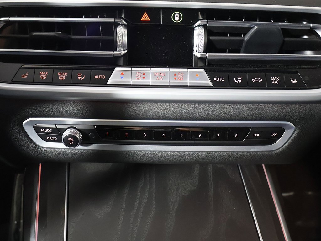 Used 2022 BMW X7 M50i image 53