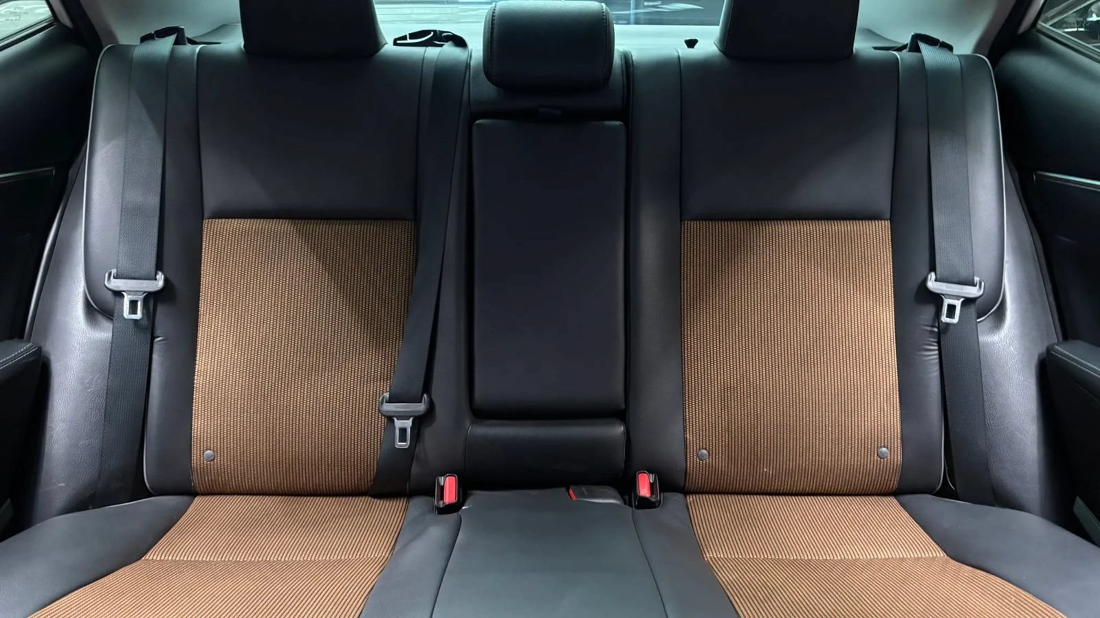 Used 2016 Toyota Corolla S FWD image 10