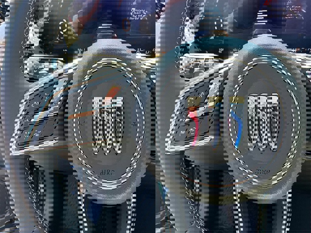 New 2025 Buick Envision Avenir image 26