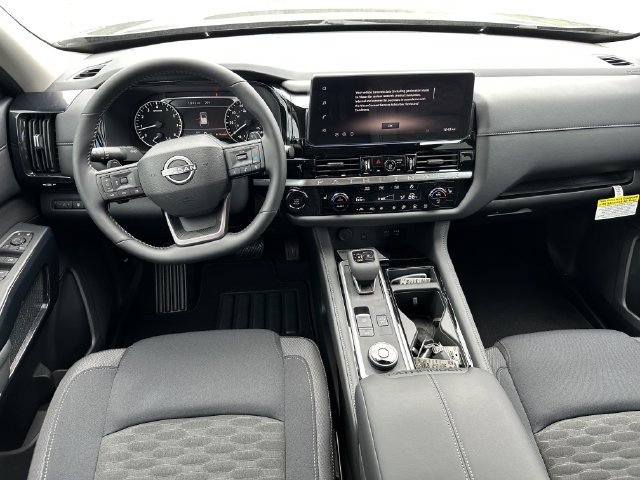 New 2026 Nissan Pathfinder SV w/ SV Premium Package AWD/4WD image 19
