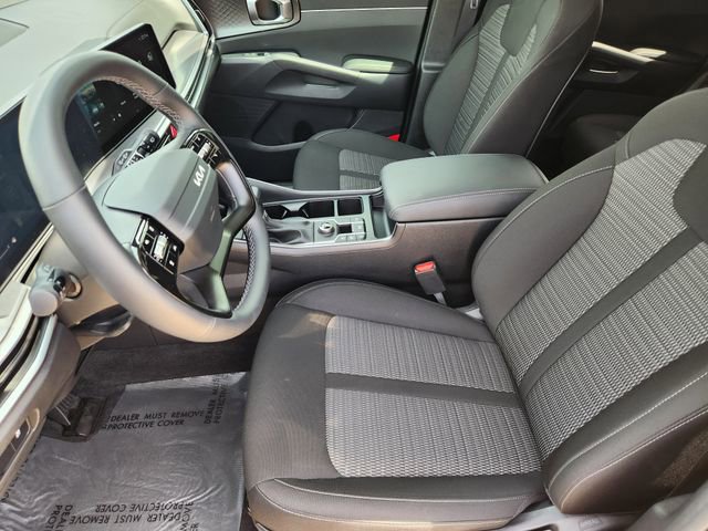 Certified 2026 Kia Sorento LX FWD image 13