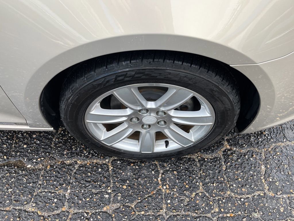 Used 2011 Buick LaCrosse CXL image 34