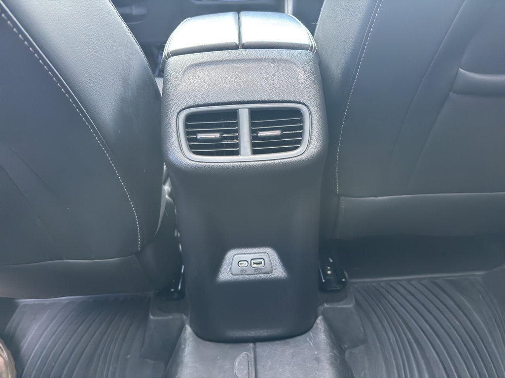Used 2022 Buick Envision Preferred AWD/4WD image 29