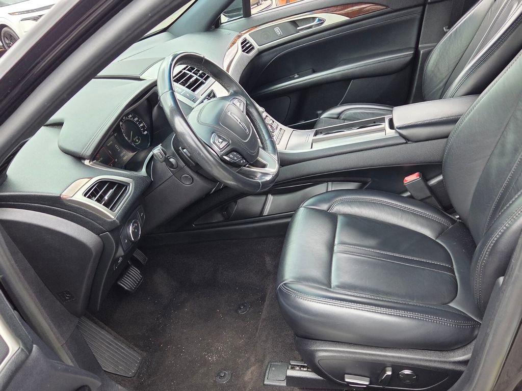 Used 2019 Lincoln MKZ Reserve image 3