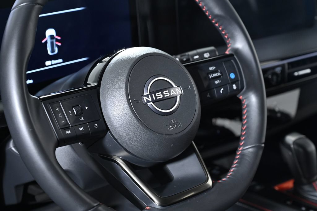 Certified 2025 Nissan Kicks SR AWD/4WD image 16
