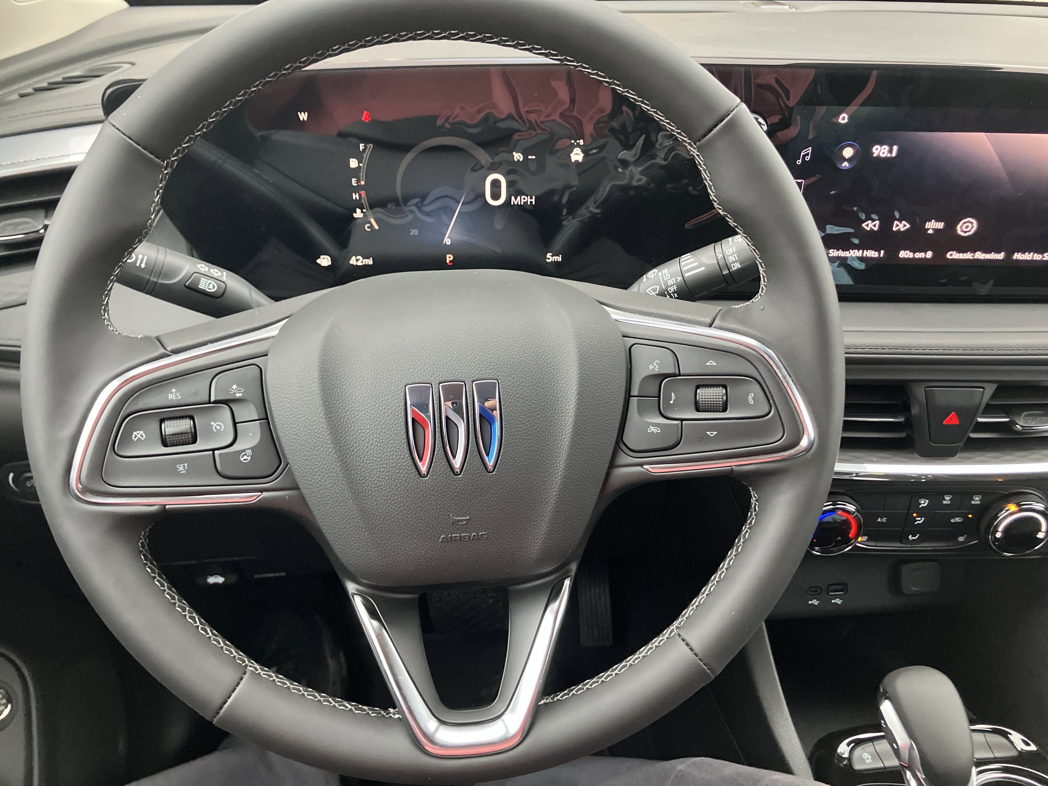 New 2026 Buick Encore GX Preferred w/ Comfort Package FWD image 18