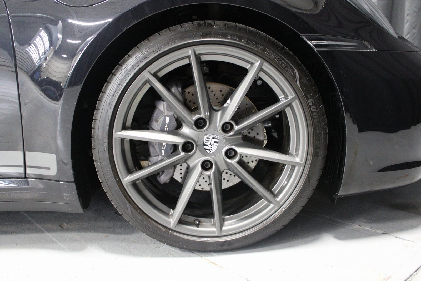 Certified 2024 Porsche 911 Carrera T image 18