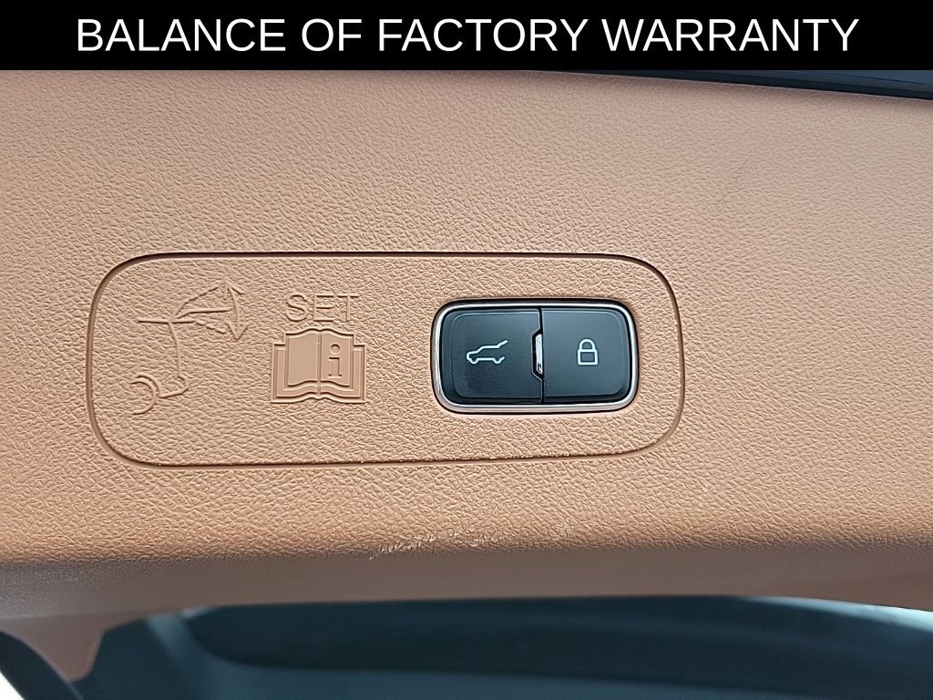 Used 2024 Lincoln Aviator Black Label AWD/4WD image 7