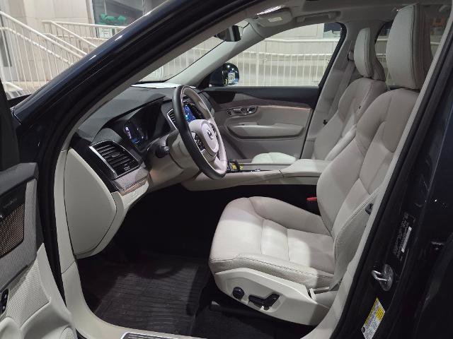 Used 2024 Volvo XC90 B6 Plus w/ Protection Package Premier image 16