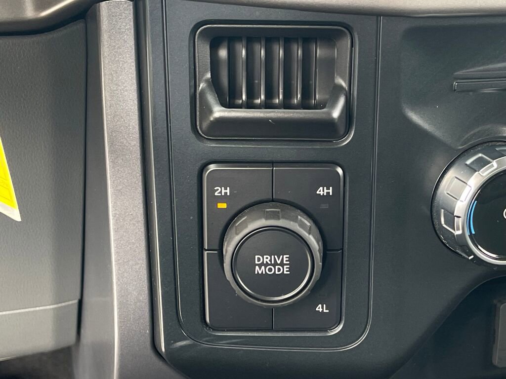 Certified 2025 Ford F150 XLT w/ Equipment Group 301A Standard image 15