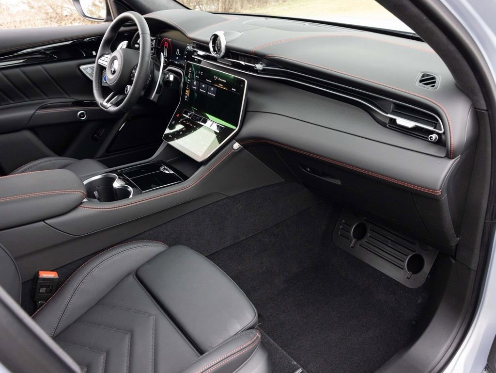 New 2026 Maserati Grecale Modena image 67