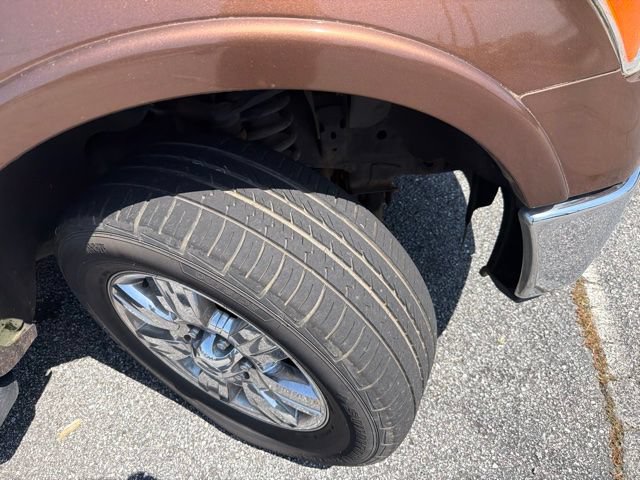 Used 2011 Ford F150 Lariat w/ Lariat Chrome Pkg RWD image 4