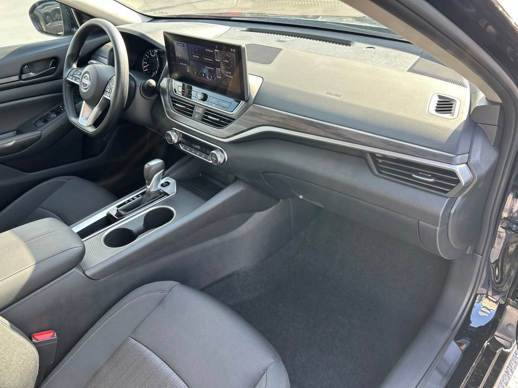 New 2026 Nissan Altima 2.5 SV w/ SV Special Edition Package FWD image 41