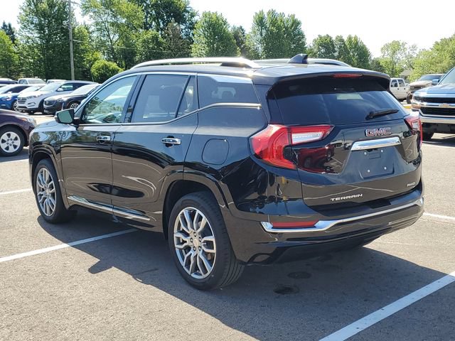 Used 2022 GMC Terrain Denali AWD/4WD image 4