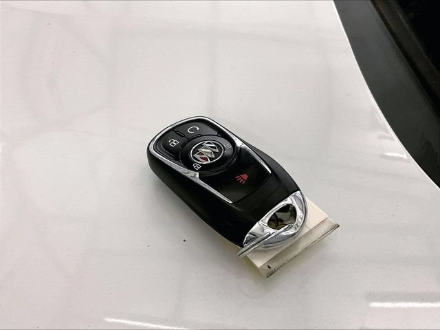 Used 2021 Buick Encore GX Preferred w/ Cold Weather Comfort Package FWD image 9