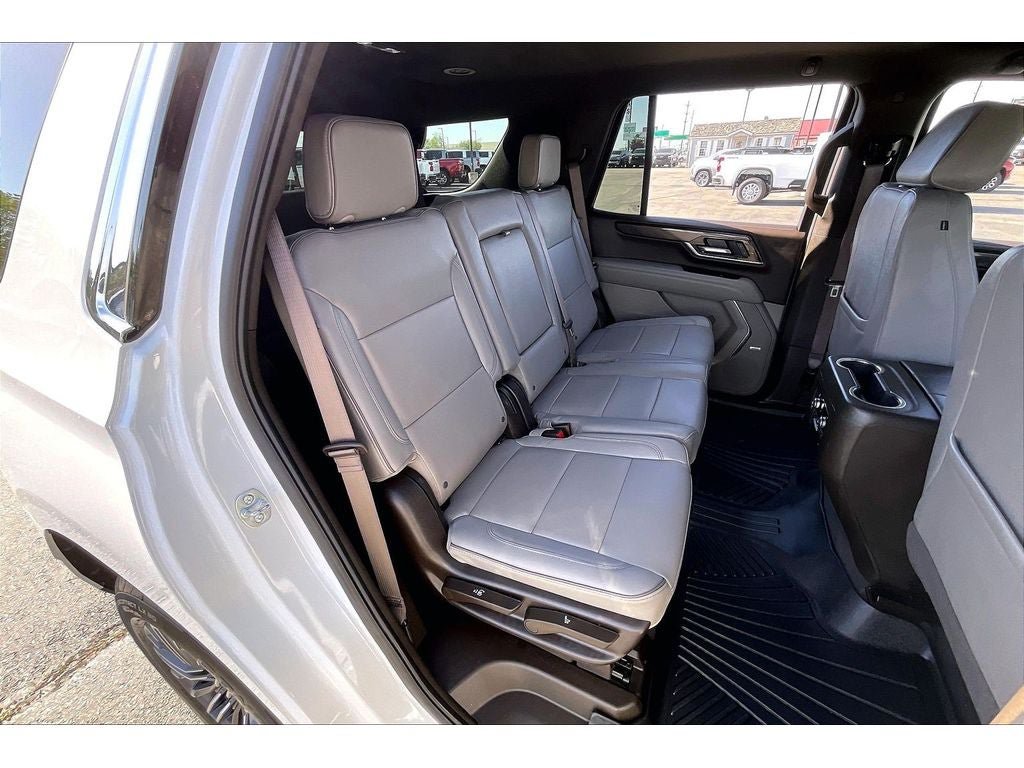 Used 2026 GMC Yukon Elevation AWD/4WD image 28
