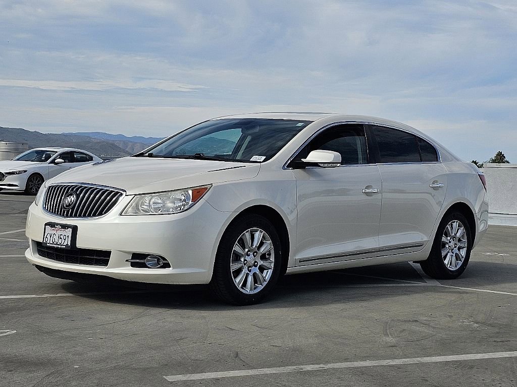 Used 2013 Buick LaCrosse Leather w/ Entertainment Package image 6