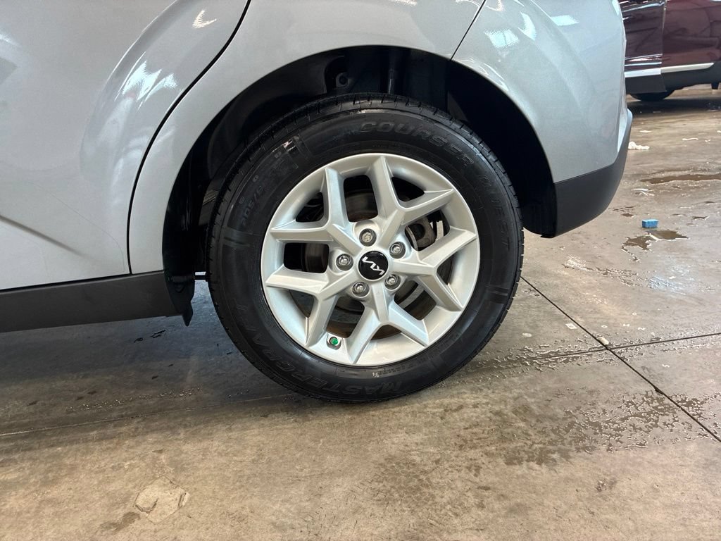 Certified 2023 Kia Soul LX w/ Option Group 015 FWD image 11