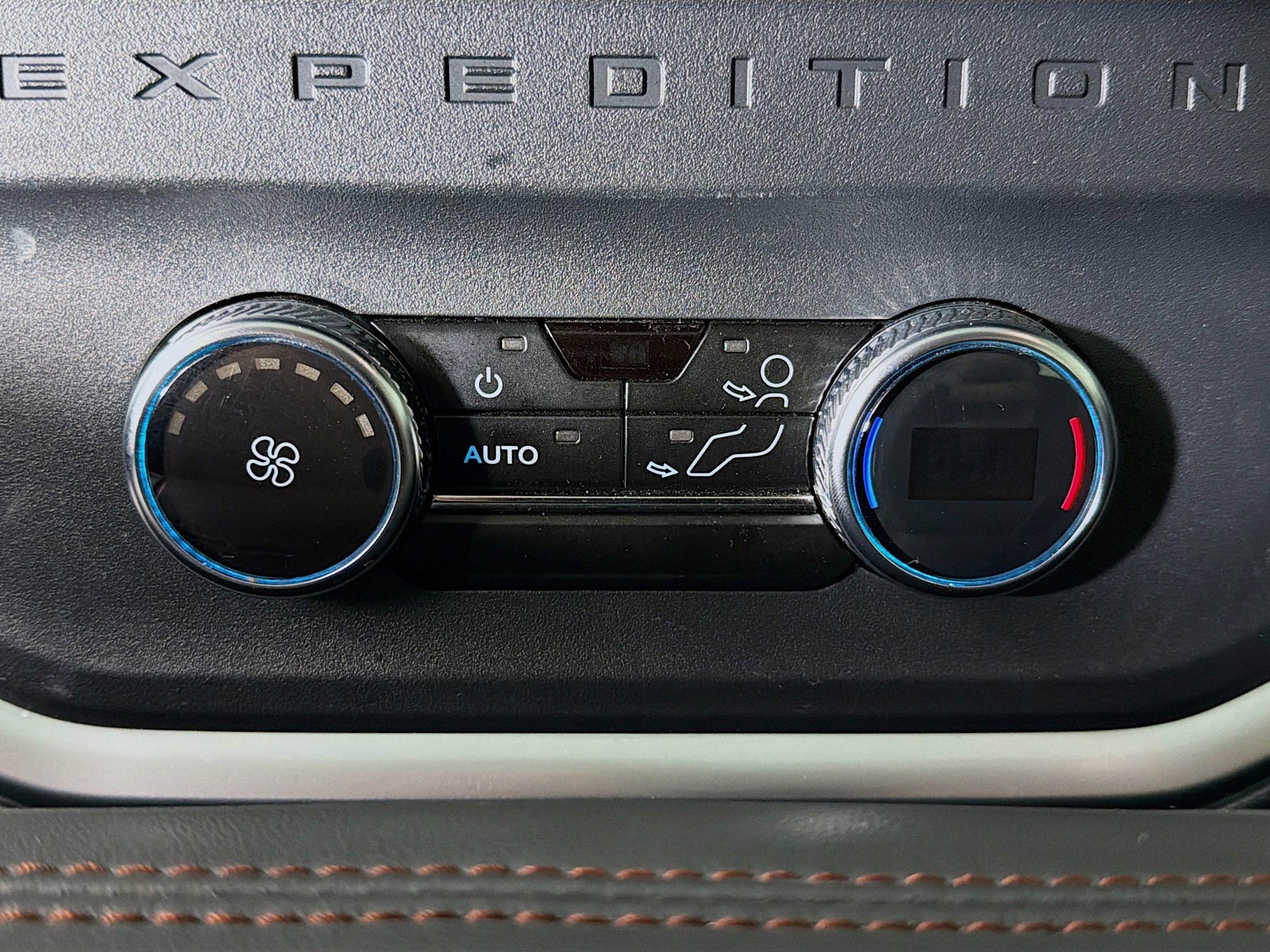 Used 2025 Ford Expedition Max Active image 27