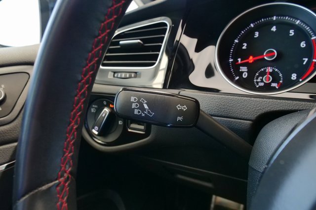 Used 2019 Volkswagen GTI Autobahn image 28