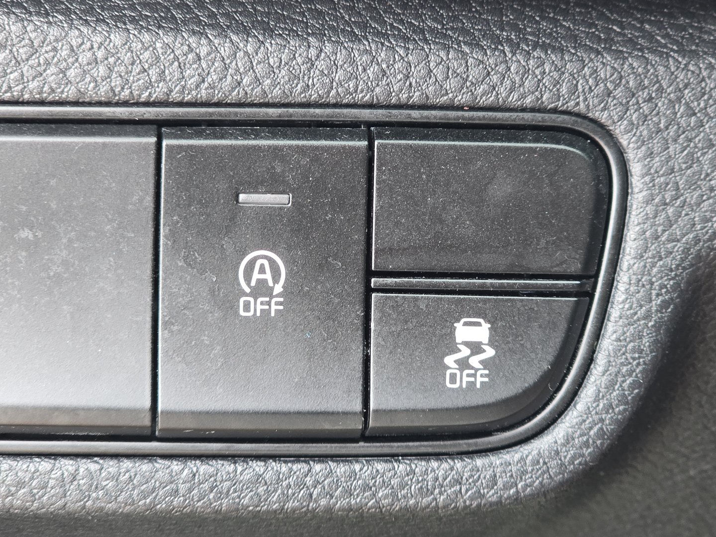 Used 2025 Kia Seltos S AWD/4WD image 11