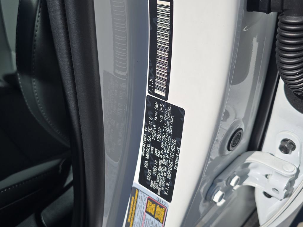 New 2026 Kia K4 EX image 32