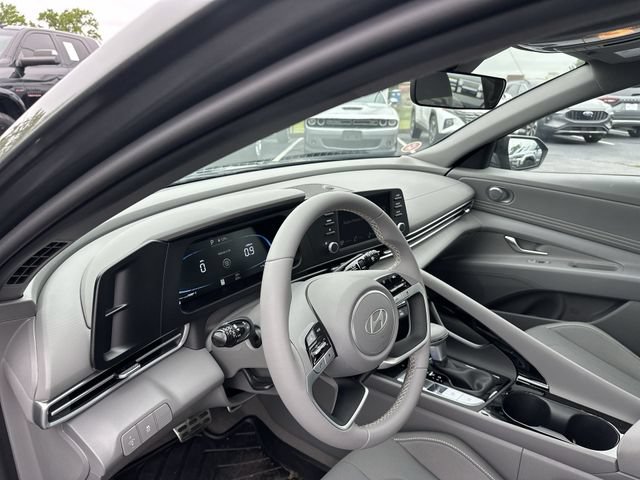 New 2026 Hyundai Elantra SEL Sport Premium FWD image 10