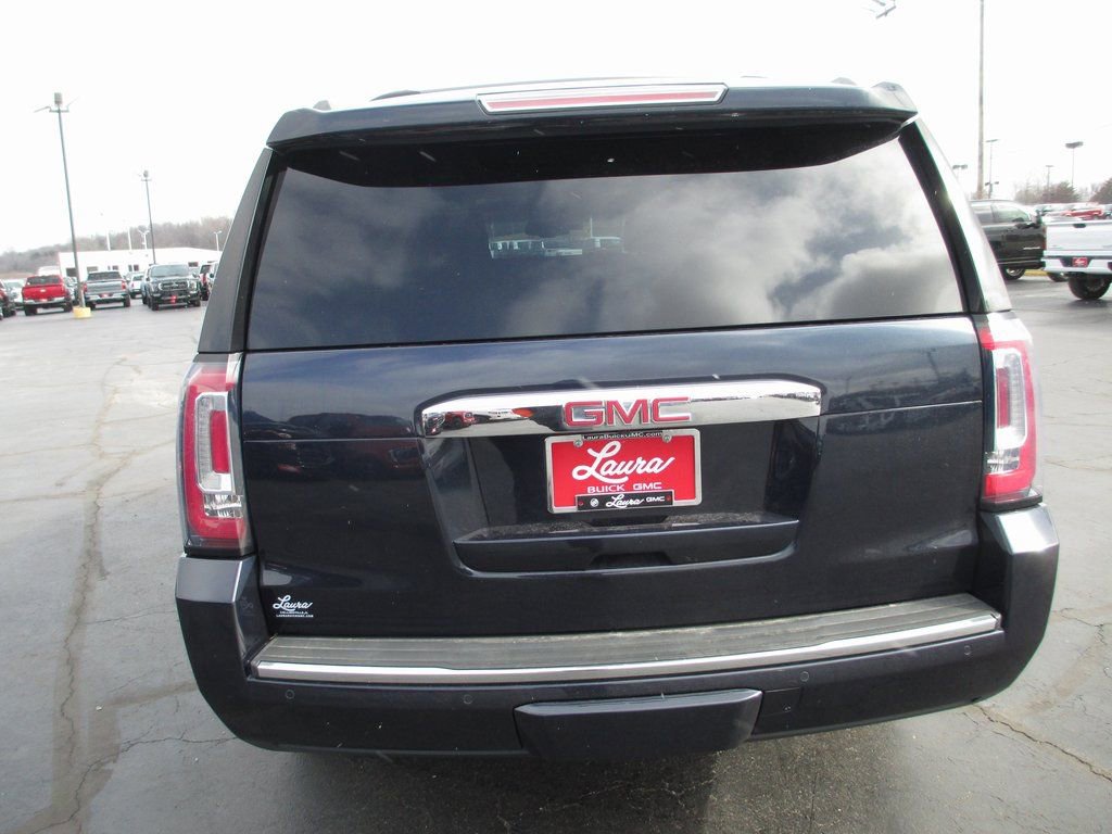 Used 2019 GMC Yukon XL Denali w/ Denali Ultimate Package image 7