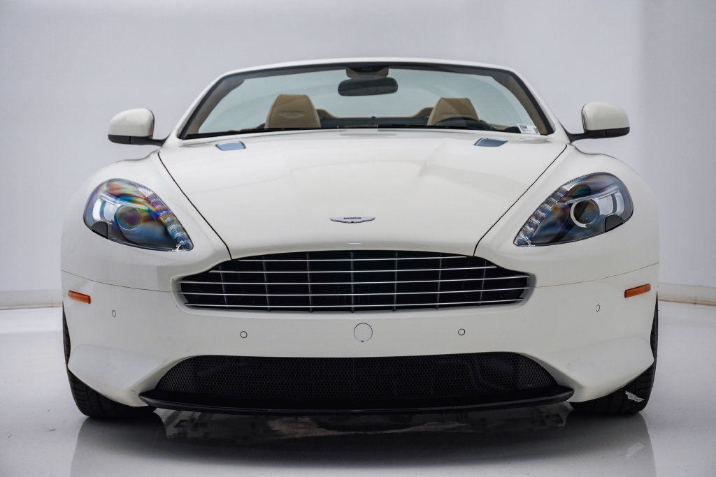 Used 2016 Aston Martin DB9 GT RWD image 5