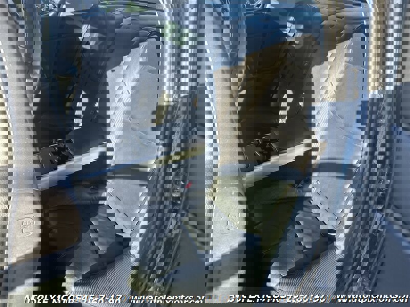 Used 2004 MAZDA RX-8 w/ MT Grand Touring Pkg image 11