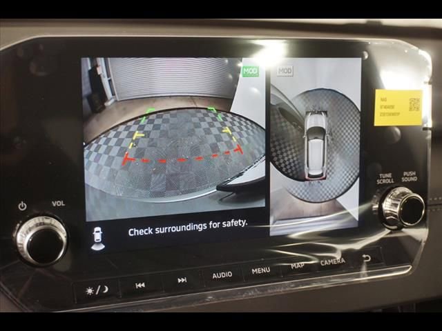 Used 2025 Mitsubishi Outlander SE image 16