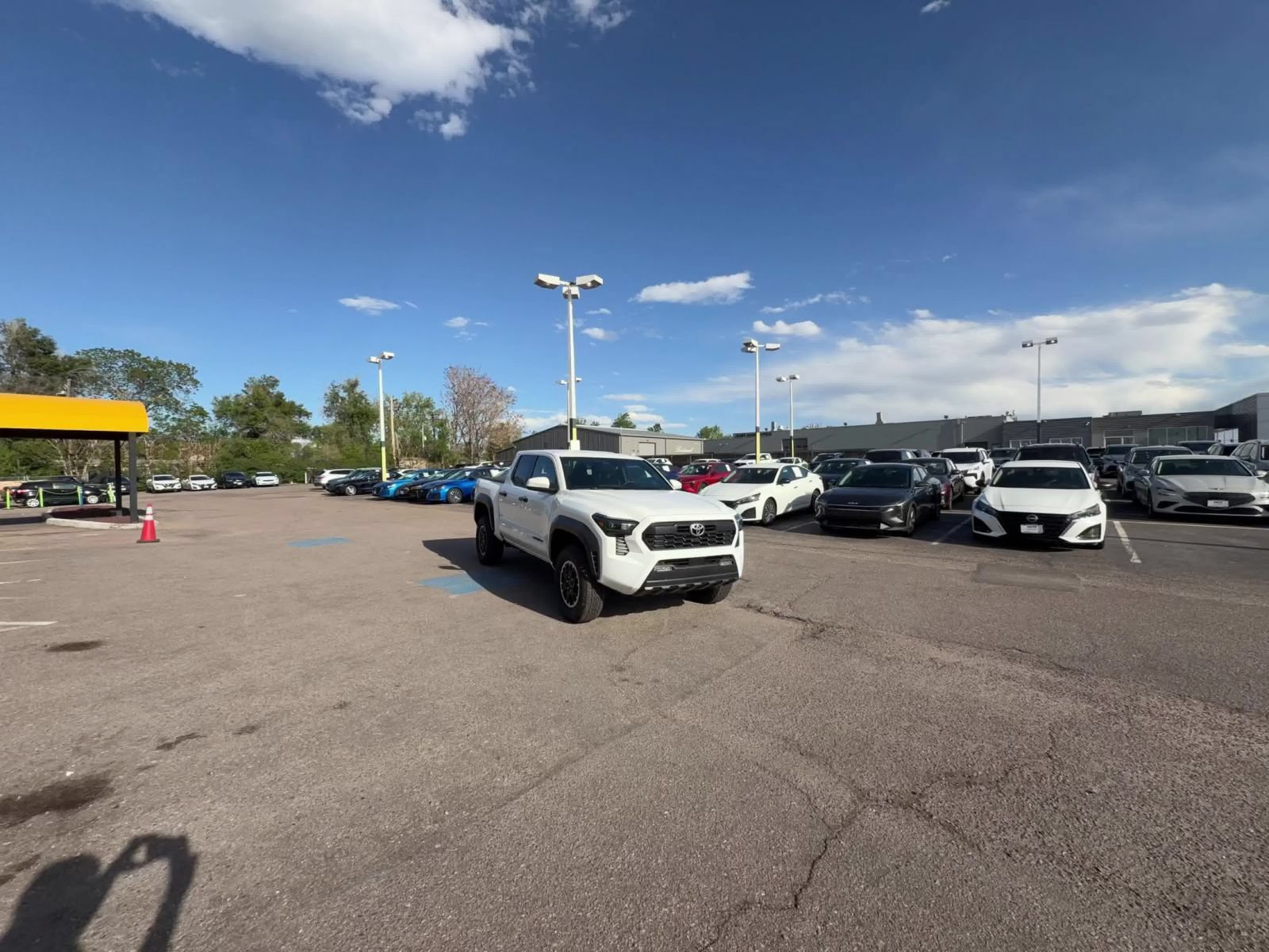 Used 2025 Toyota Tacoma TRD Off-Road AWD/4WD image 15